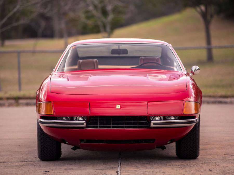  Ferrari 365 GTB/4 Daytona 1971 года  (фото 32 из 52)